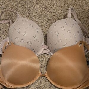 Victoria's Secret Floral and Tan Bra Set